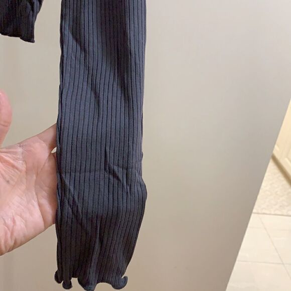 UO crop long sleeve - Picture 3 of 4